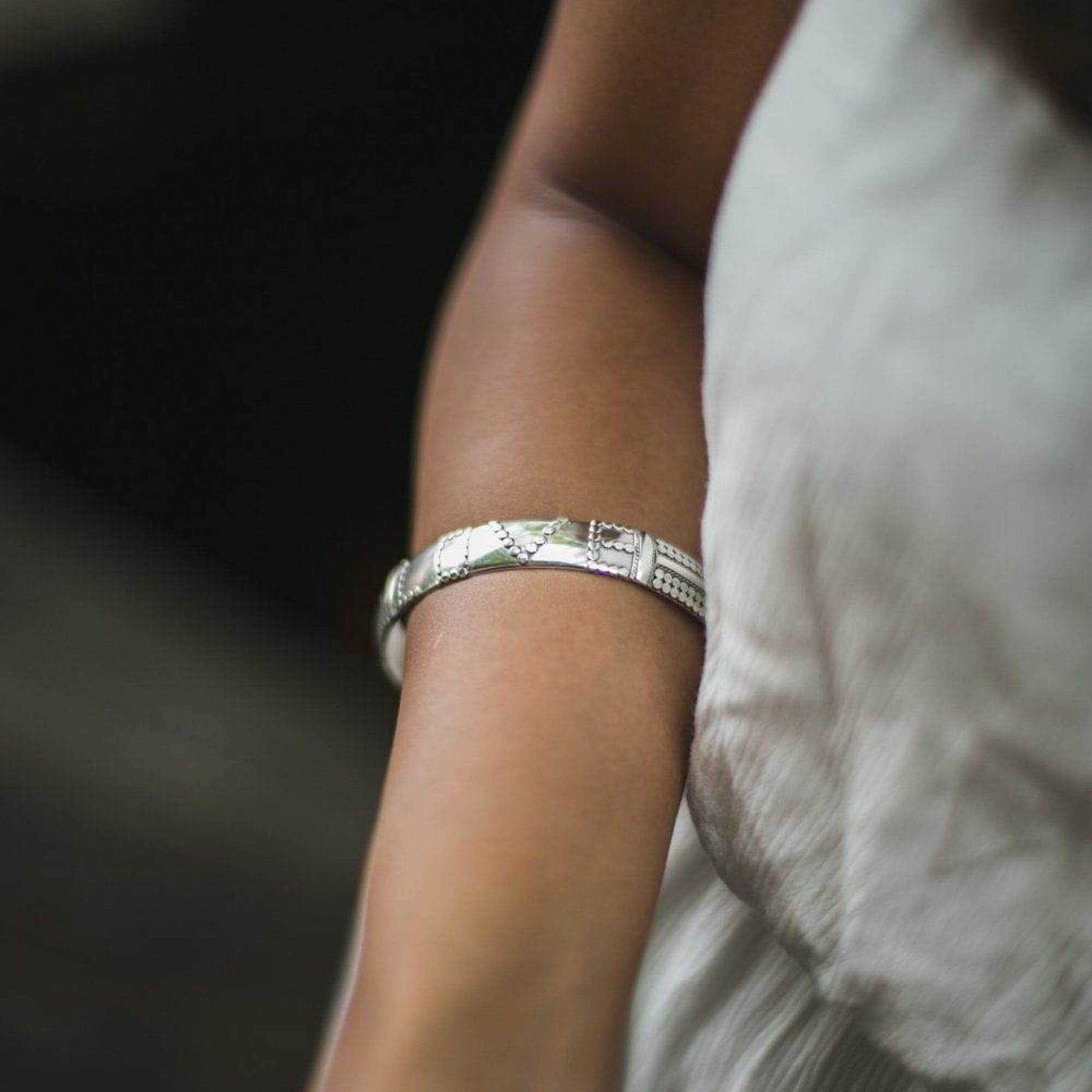 Offering LOVE Bracelet - Silver Large - Love Is Project