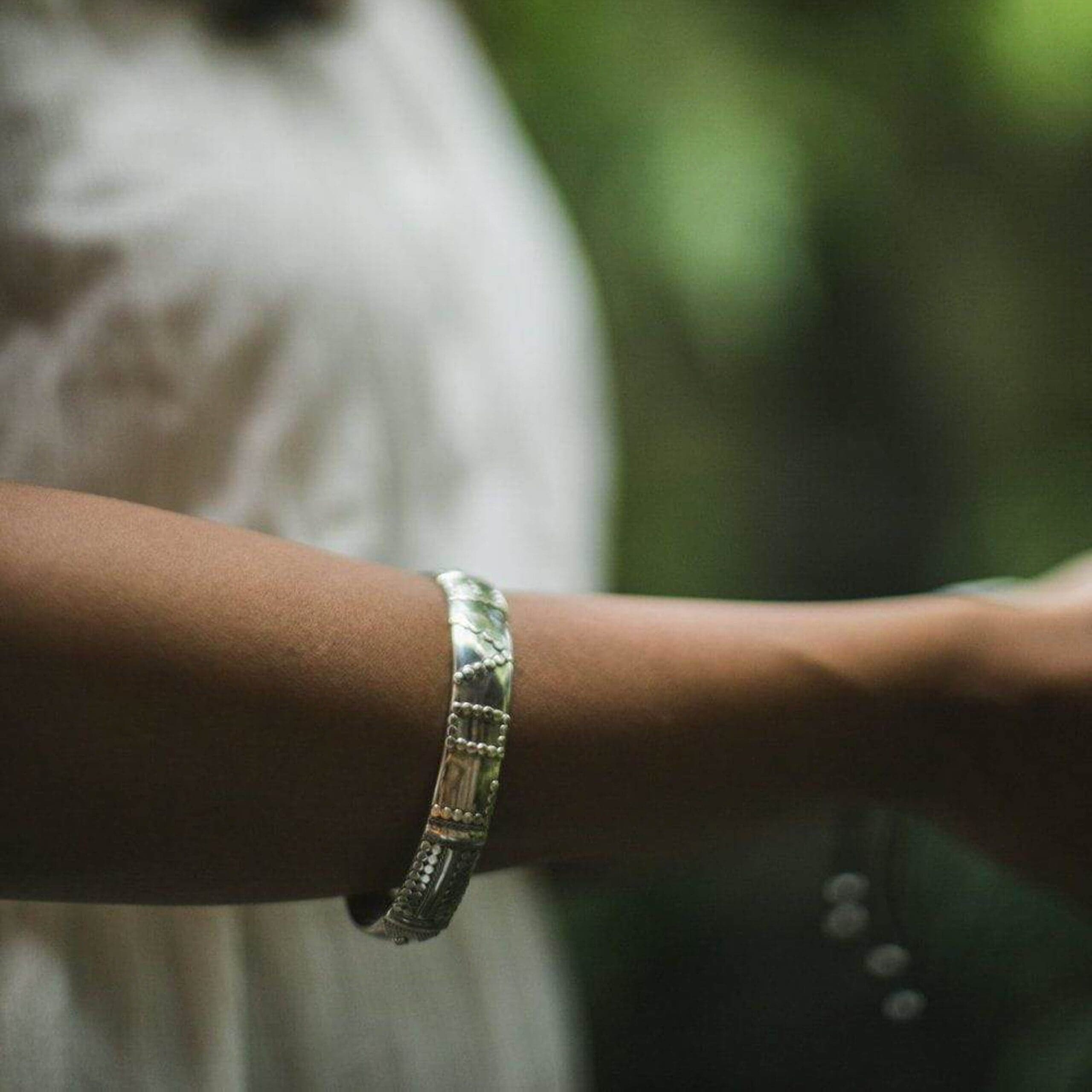 Offering LOVE Bracelet - Silver Large - Love Is Project