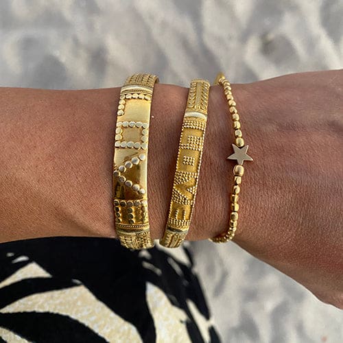 Gia Golden Star Bracelet - Love Is Project